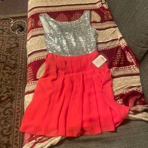 Brand new I’ve never had a chance to wear it it’s an gorgeous dress for all type